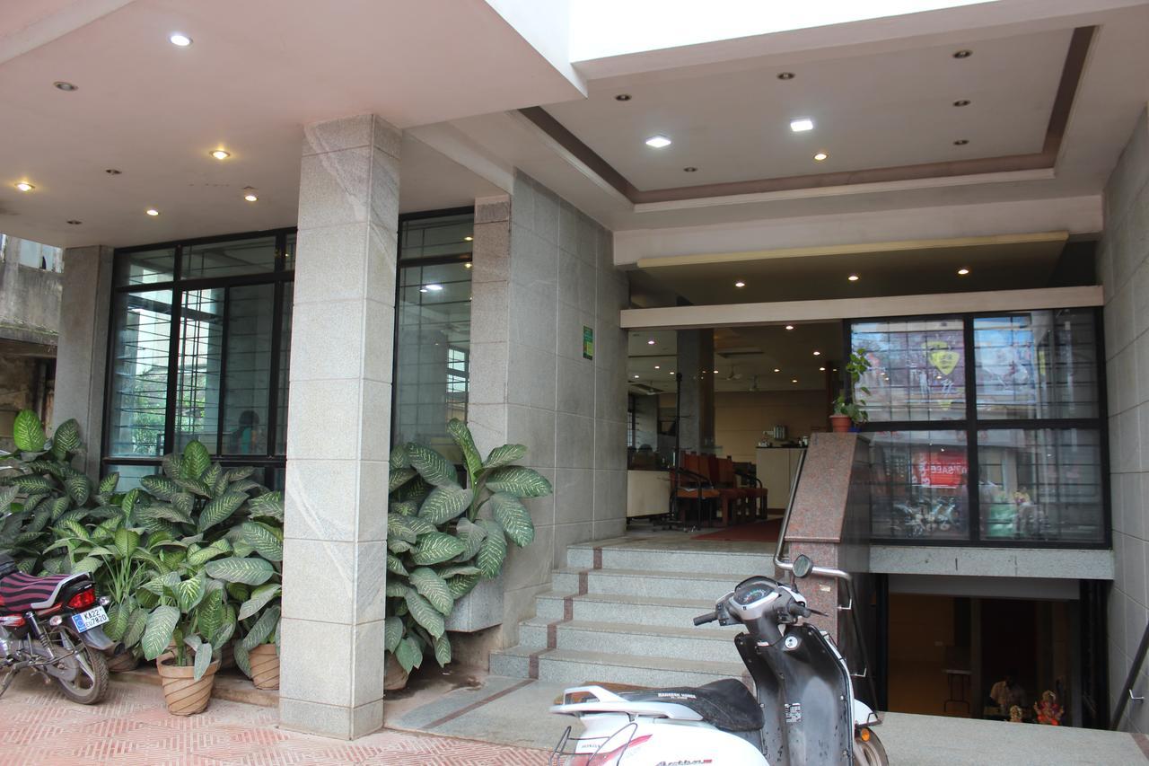 Hotel Suvarn Mandir Belgaum Exterior photo